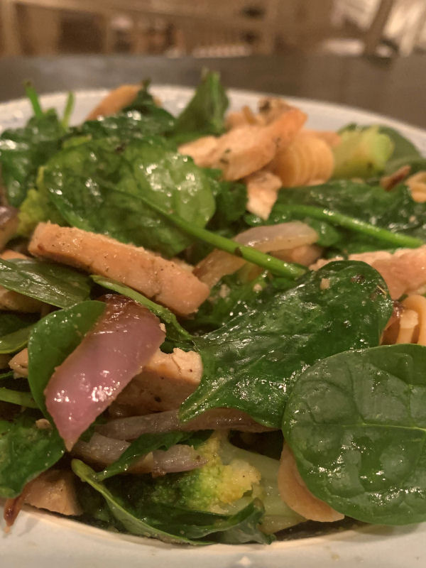 Chicken Veggie & Chickpea Fusilli