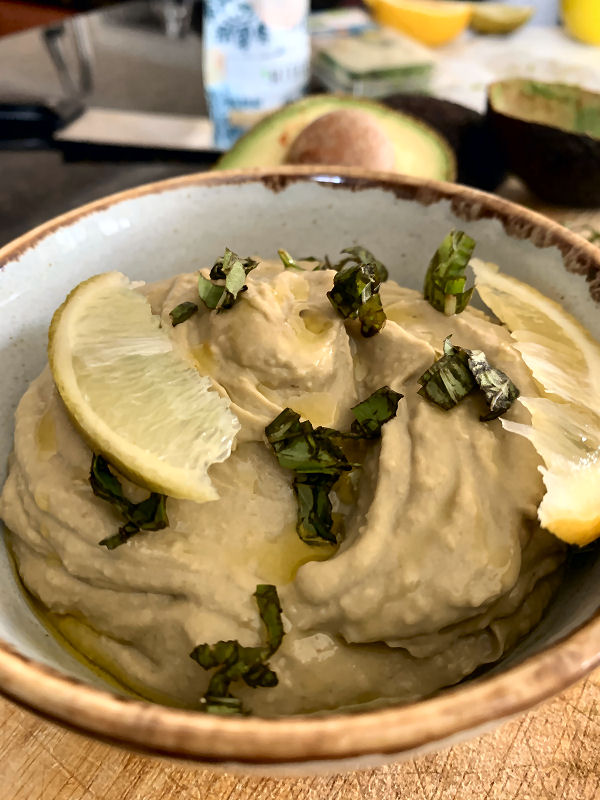 Avocado Hummus