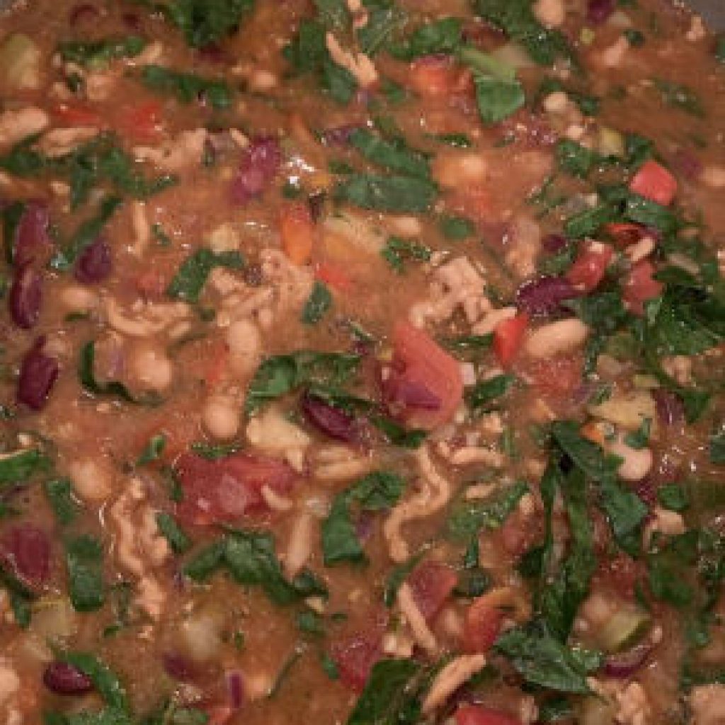 What's Christi Cooking Monday: Chicken Kale Chili