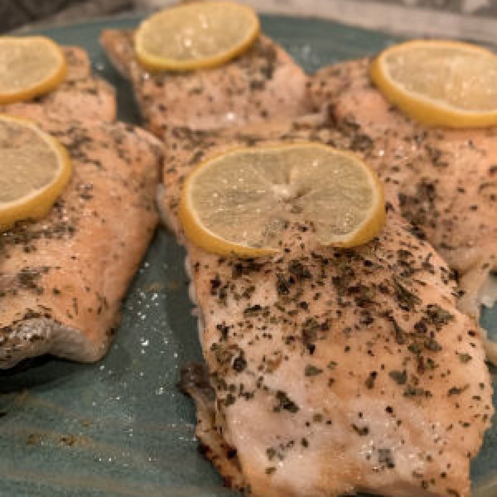 What's Christi Cooking Monday: Clean & Healthy Salmon in a Flash
