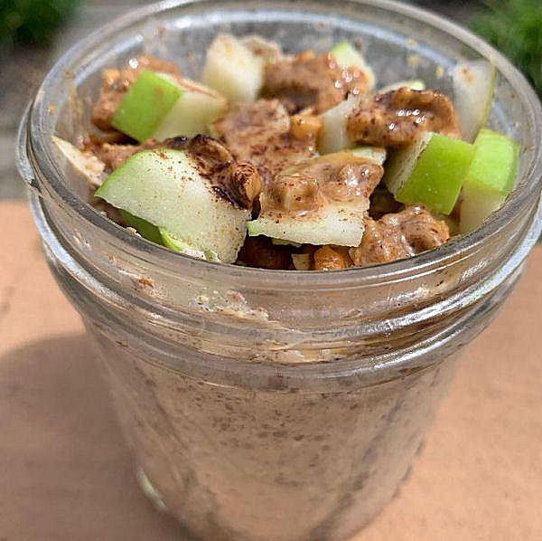 Almond Apple Overnight Oats