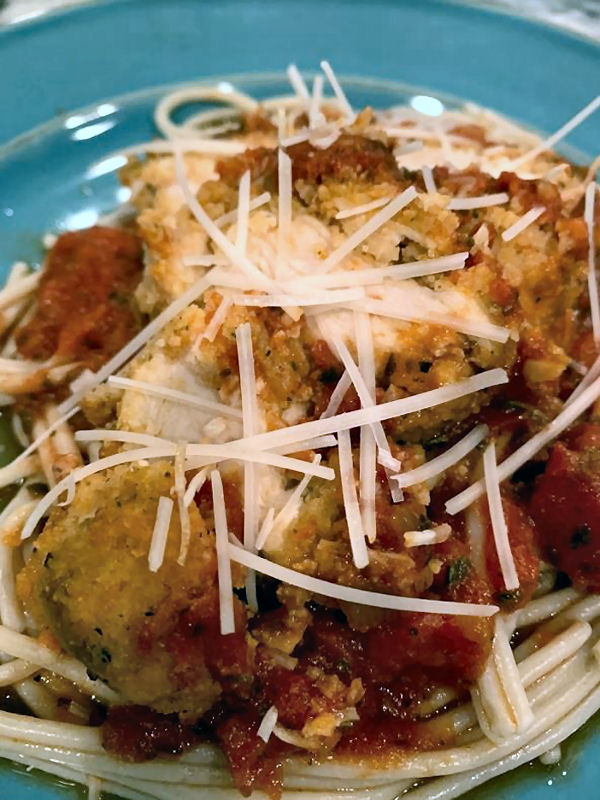 What’s Christi Cooking Monday: Say Yes to Chicken Parm!!!